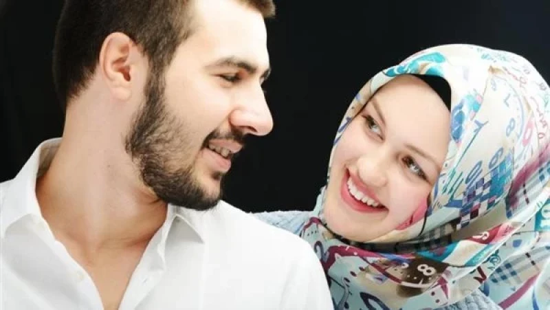 هل قبلة واحدة في رمضان تفسد الصيام؟.. الإفتاء تحذر الأزواج من 8 أفعال