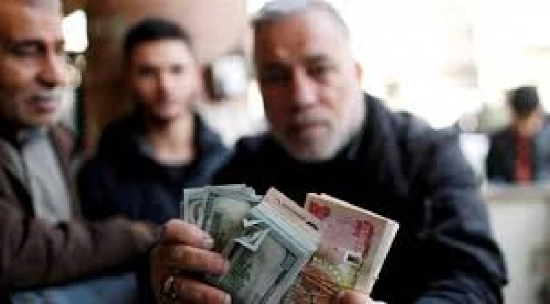 في بغداد وإربيل... الدينار العراقي يوجه ضربة جديدة للدولار اليوم ...وما سجله اسعد قلوب كافة العراقيين !